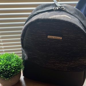 Kathy Ireland Insulated sparkly small backpack